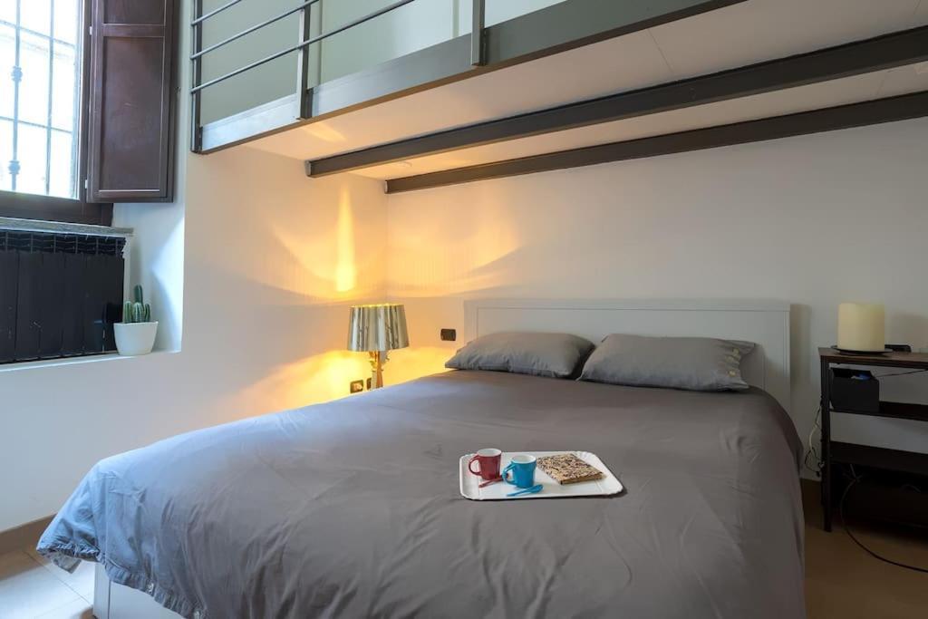 Life Is Beautiful Design Loft Navigli Romolo, Netflix, Wifi, Ac And Street Parking Apartment มิลาน ภายนอก รูปภาพ